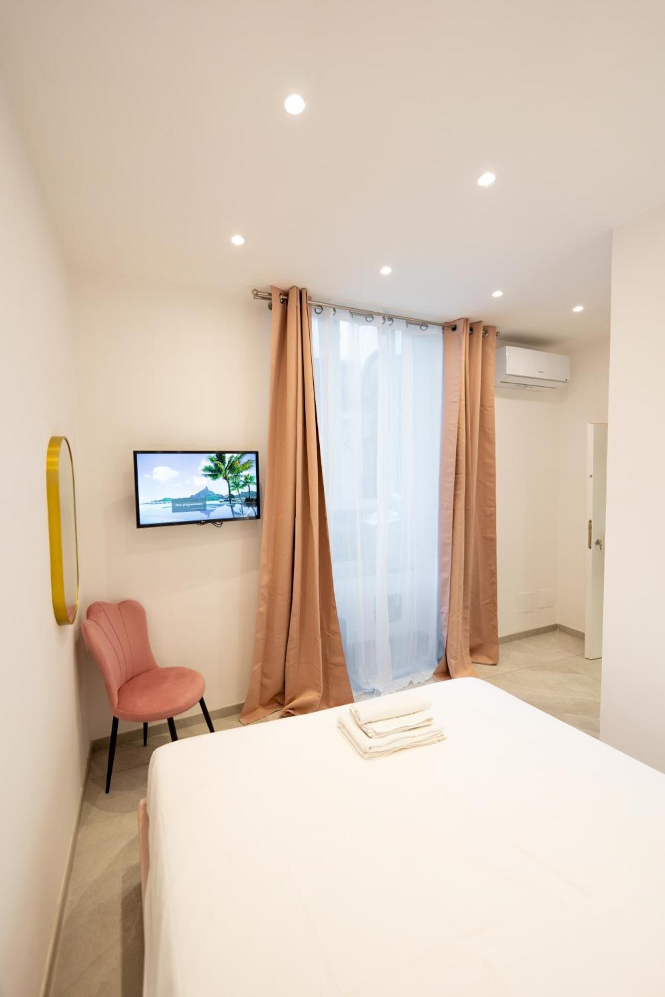 Suites Gaudioso Napoli Center Dış mekan fotoğraf
