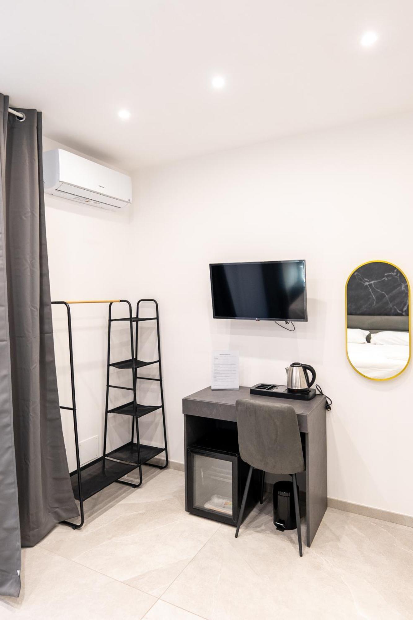 Suites Gaudioso Napoli Center Dış mekan fotoğraf