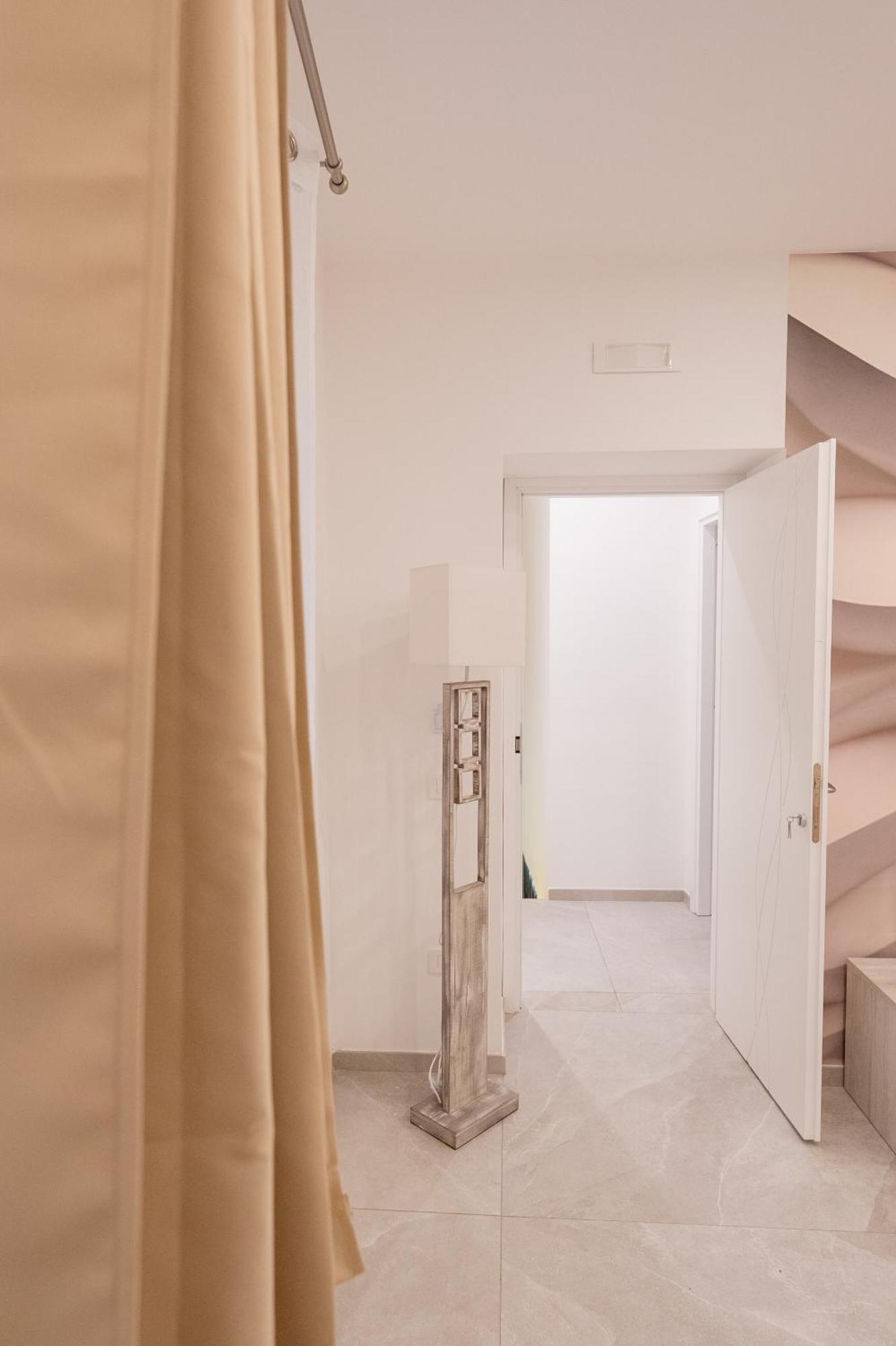 Suites Gaudioso Napoli Center Dış mekan fotoğraf